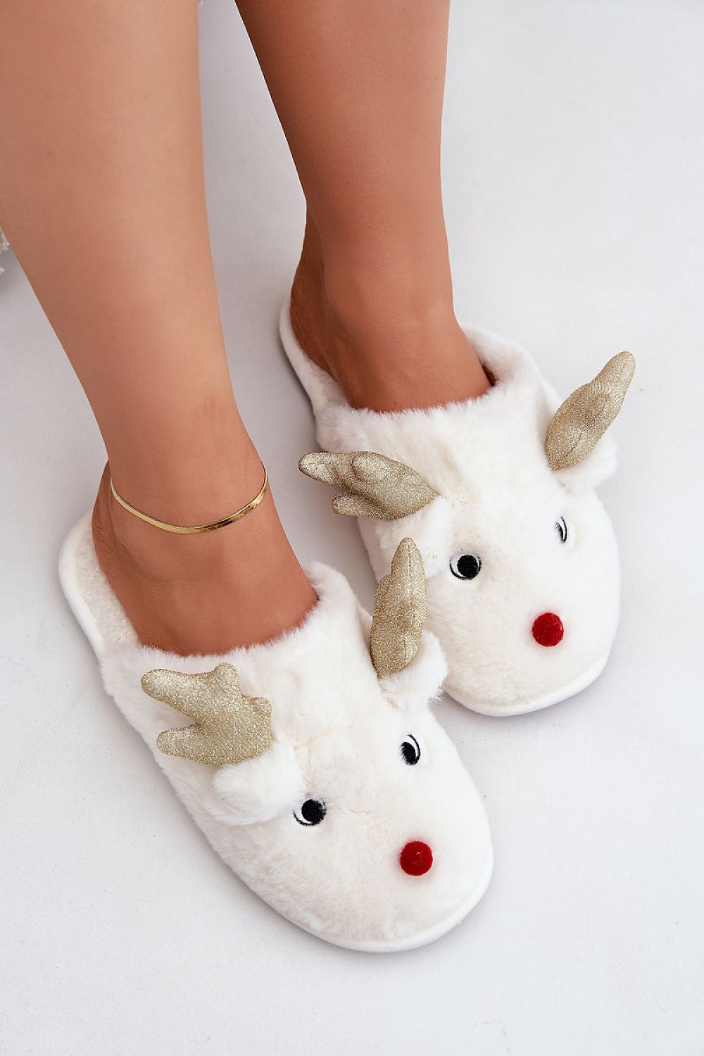 slippers